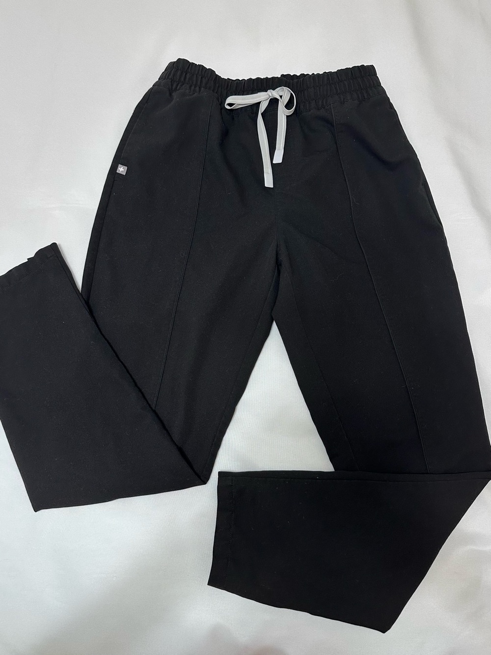 Figs Black scrub Pants ladies medium straight leg with pockets